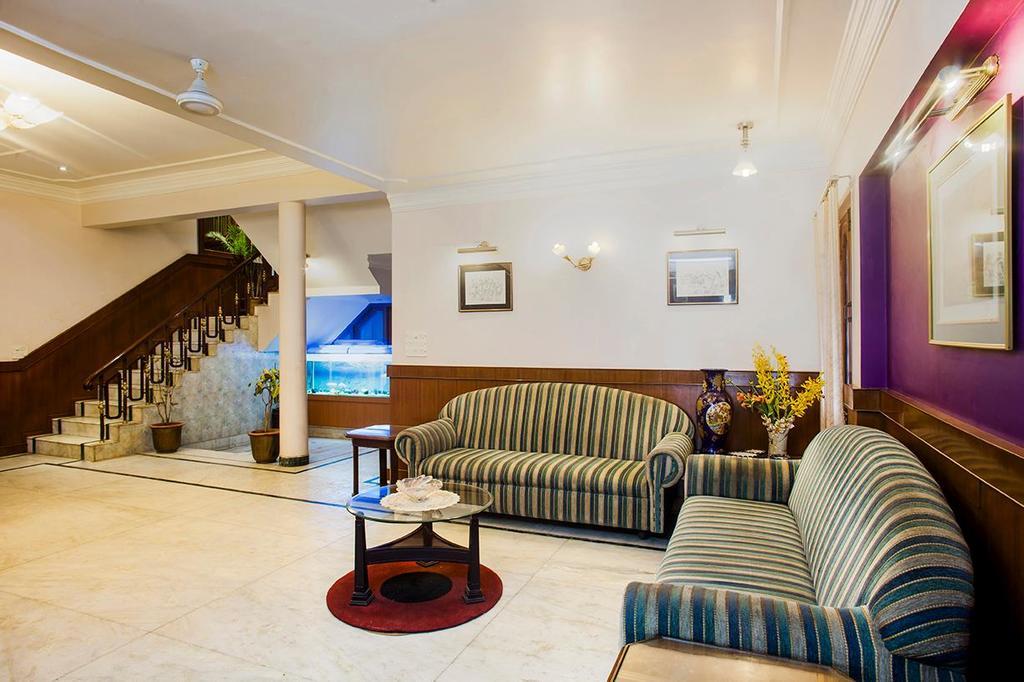 Hotel Imperial House Allahabad Esterno foto