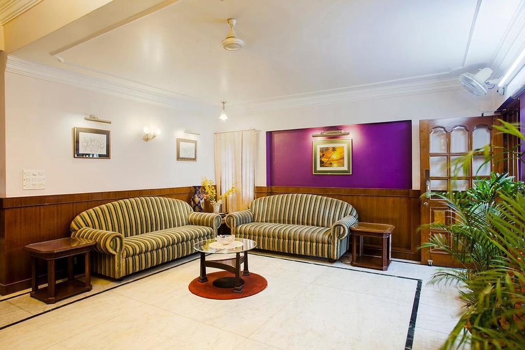 Hotel Imperial House Allahabad Esterno foto