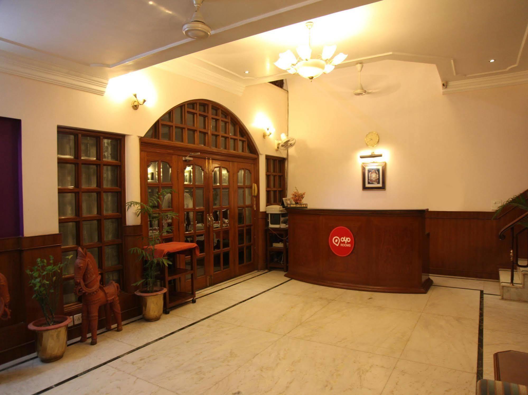 Hotel Imperial House Allahabad Esterno foto